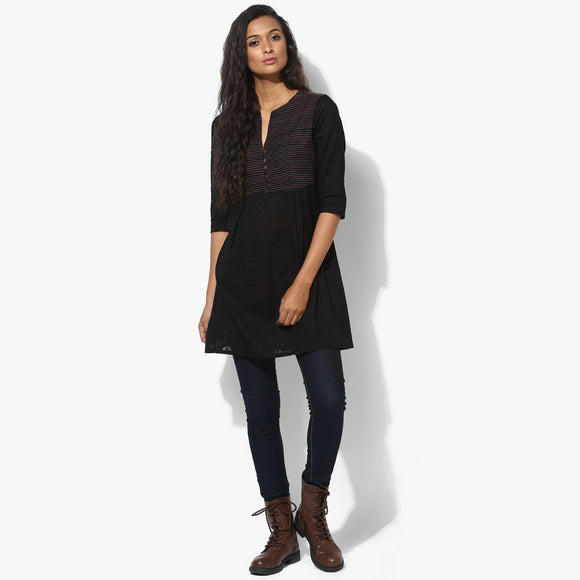 Tops & Tunics