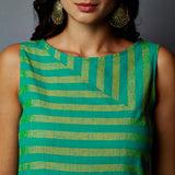 Sleeveless Striper Single Slit Kurta