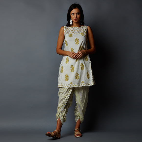 Buy online Cotton Hand Block Printed Dhoti Pants from bottom wear for Women  by 9rasa for ₹1299 at 0% off | 2024 Limeroad.com